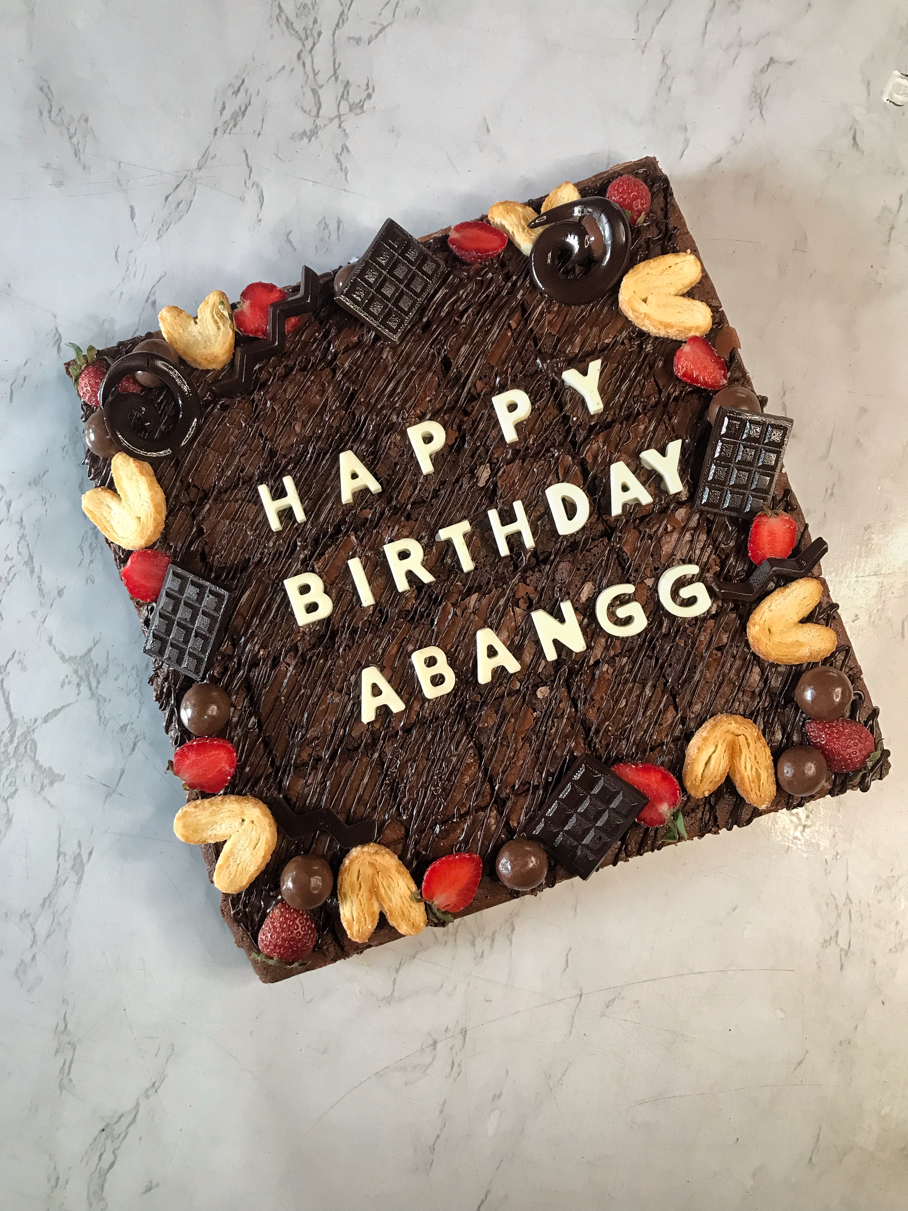 Brownies Hias Custom (24x24)